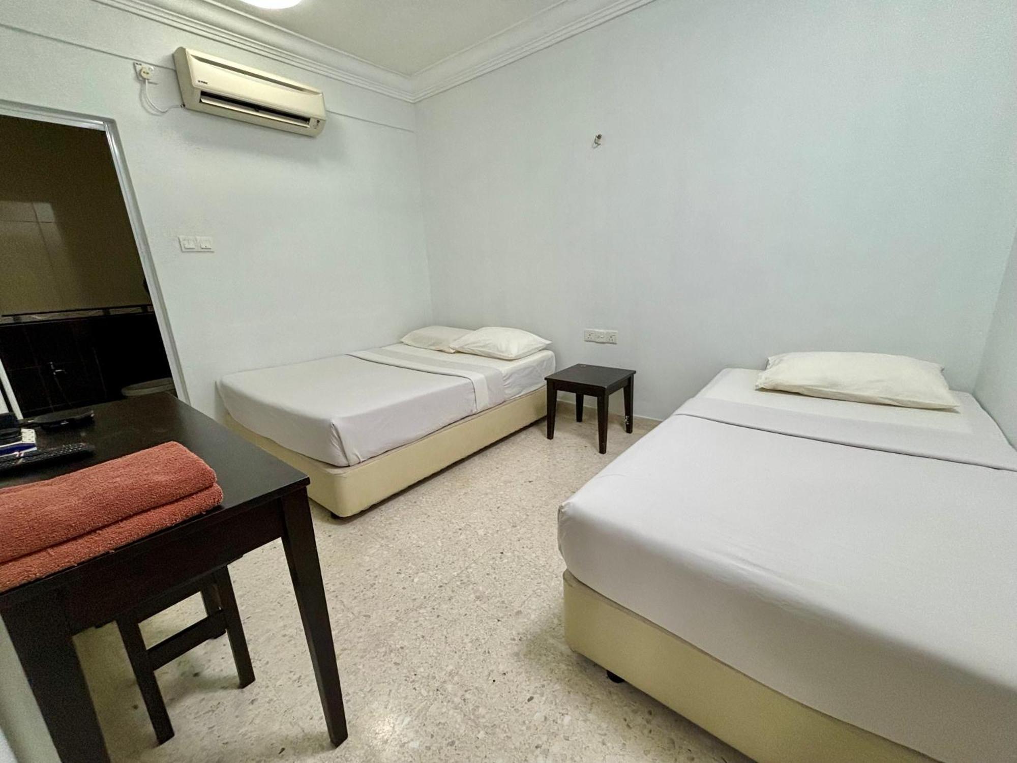 Meng Meng Guesthouse Kuantan Exterior photo
