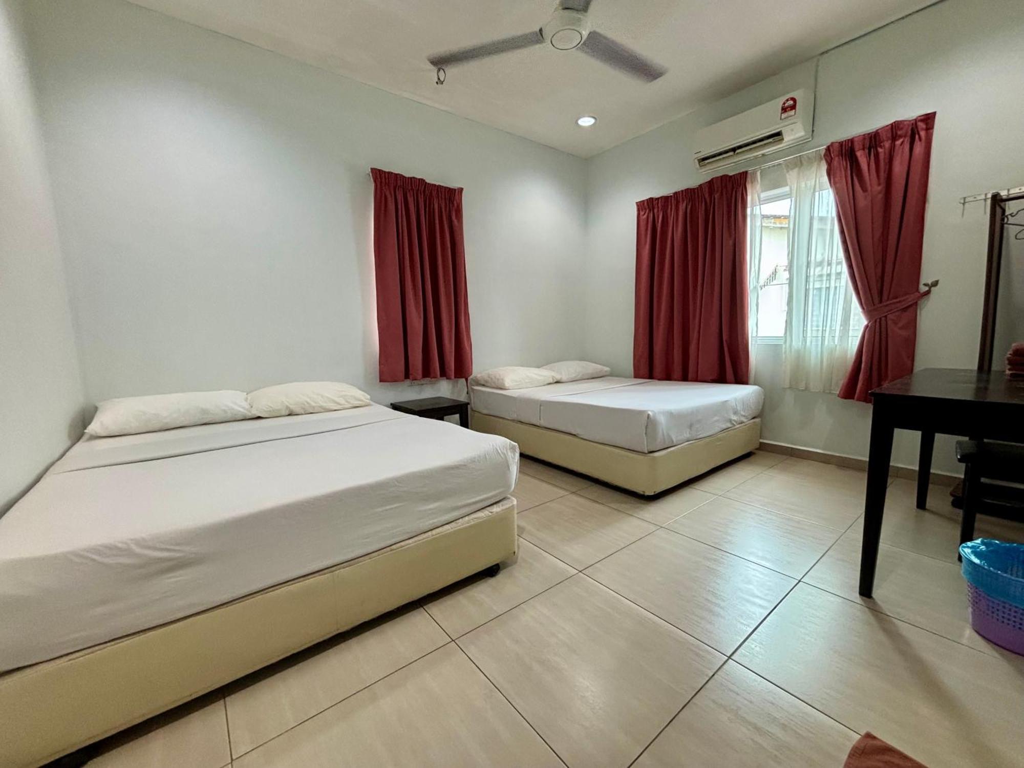 Meng Meng Guesthouse Kuantan Exterior photo
